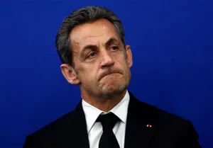 Corrupción sacude a Francia; interrogan a ex presidente Sarkozy
