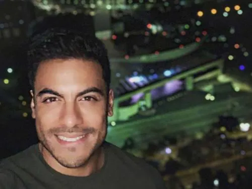 Carlos Rivera se reencuentra con hermana y mamá de Hiromi