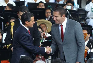 RMV acompaña a Peña Nieto en el XXV Aniversario de Conaculta