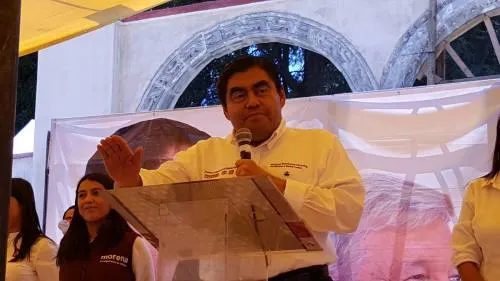 Lamenta Barbosa que IEE conduzca la elección en Puebla