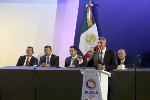 Gali Fayad presenta Plan Estatal de Desarrollo 2017-2018