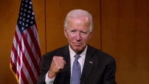 Biden pide el voto latino y asegura que Trump es un ‘incompetente’