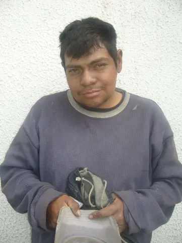 Estatales lo sorprendieron robando acero