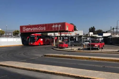 Encuentran feto en baño de autobús ADO