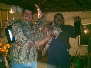 Cazan a jaguar en NL y suben fotos a Facebook
