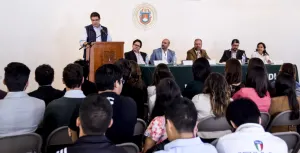 Debaten en UDLAP sobre educación, conflicto social y gobernabilidad