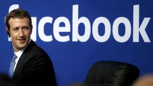 Tomará ‘unos años’ resolver problemas de Facebook: Zuckerberg