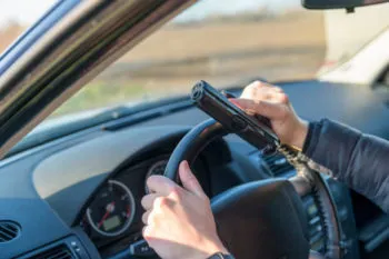 Policía de Puebla detiene a conductor armado tras choque en Esteban de Antuñano