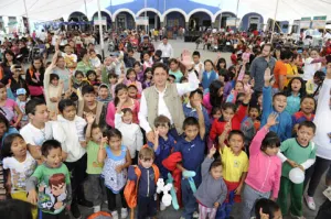 San Pedro Cholula es pionero en entregar útiles y mochilas gratis