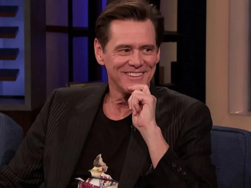 Jim Carrey arremete contra Will Smith por bofetada a Chris Rock