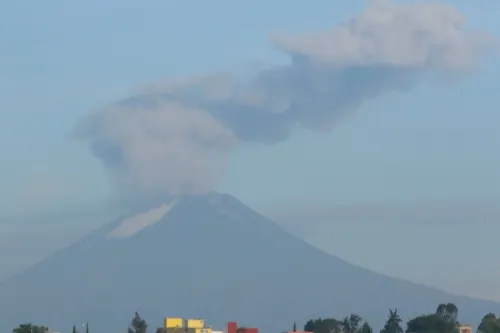 Actividad moderada presenta el Popocatépetl