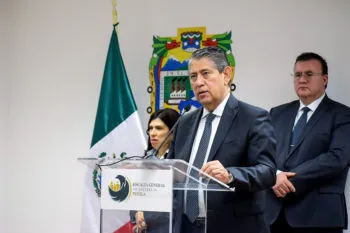 Karam Beltrán no tenía orden de aprehensión en Puebla, asegura el fiscal Gilberto Higuera