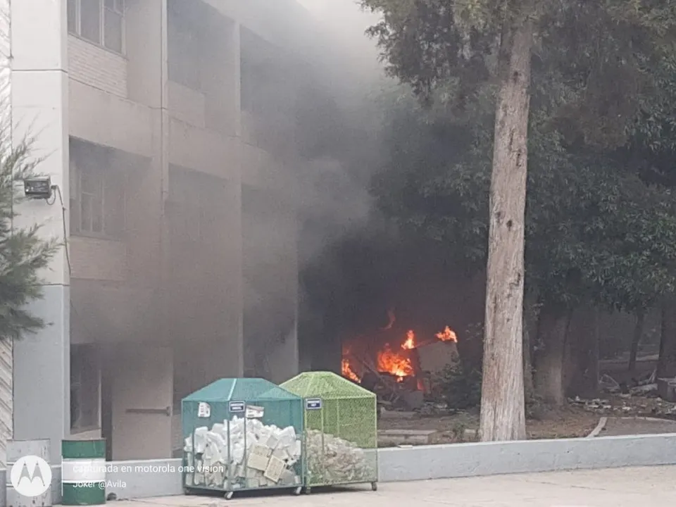 Deja tres heridos un incendio en laboratorios de la UNAM