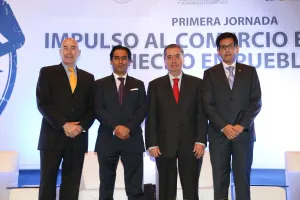 Reciben 580 poblanos impulso al comercio exterior