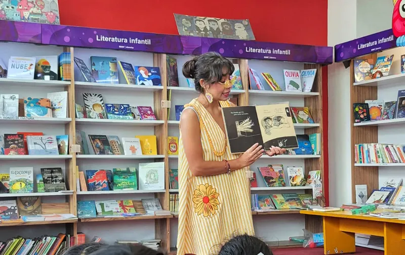 Presentó Librerías BUAP a Victoria Abril Cuentacuentos en su Programa Cultural Infantil