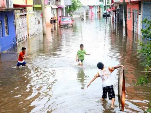 Depresión Tropical 3-E causará fuertes vientos en el país