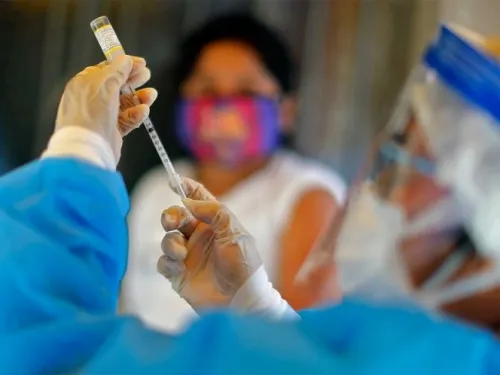 Aplicarán a 15 mil mexicanos vacuna china anticovid