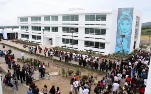 Abre la puerta BUAP a adultos de 50 y más para cursar licenciaturas