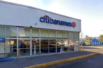 Asaltan sucursal de Banamex del bulevar Héroes del 5 de Mayo