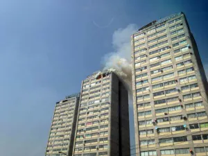 Reportan incendio en torre de Tlatelolco