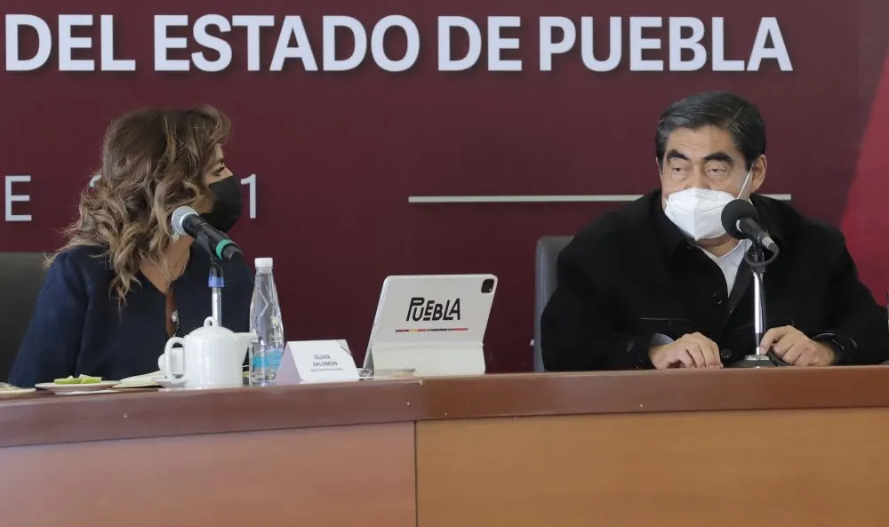 Llama Barbosa a empresarios a mantener acciones para apertura económica