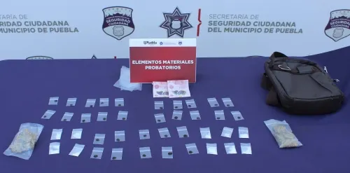 Detuvo SSC Puebla a dos hombres en posesión de más de 40 dosis de posible droga