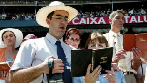 Acusan a líderes de Testigos de Jehová de abuso sexual a menores en NY
