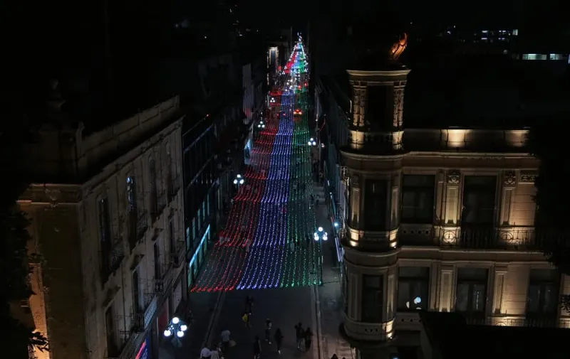 ayto-pue-iluminacion-fiestas-patrias