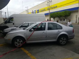 A tiros se enfrentan ministeriales y ladrones en cercanías del Mercado Unión