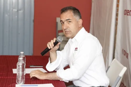 Cotoñeto Carmona no puede realizar asambleas con militantes de Morena, critican