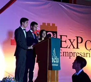 Realiza Bachillerato IEU Tercera Expo Integración Empresarial