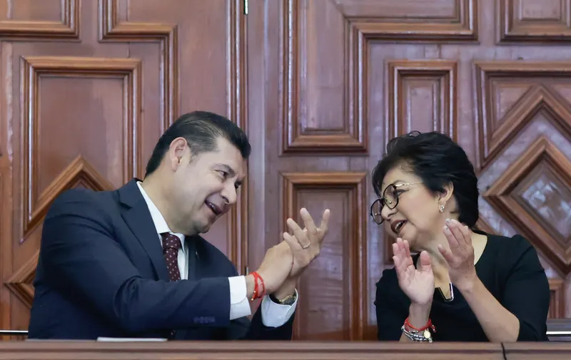 Lilia Cedillo reafirma que seguirá al frente de la BUAP hasta 2029