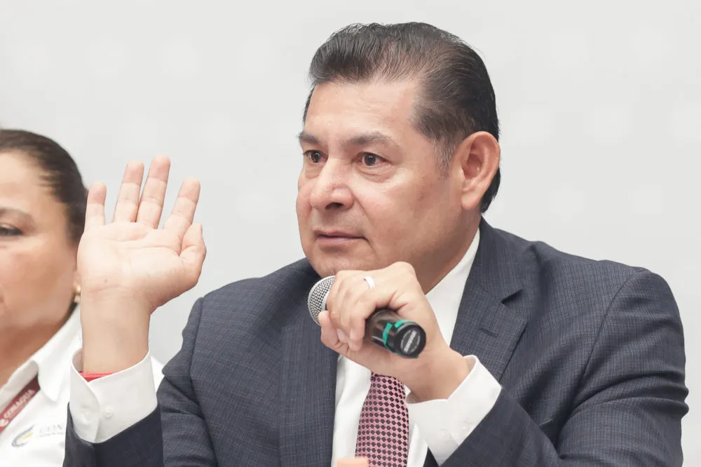 Armenta alista proceso judicial contra Agua de Puebla por cobro sin potabilización