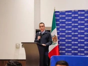 Mario Riestra abre la puerta del PAN a Blanca Alcalá en Puebla