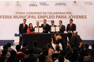 Firman convenio Secotrade y Puebla, capital