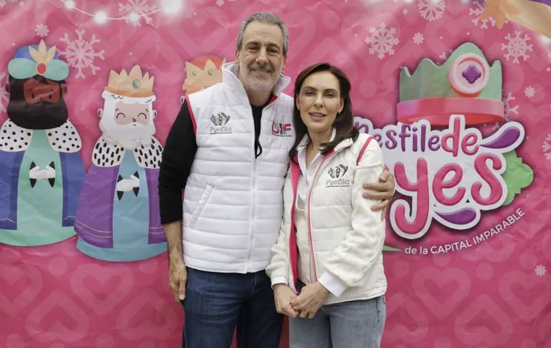 smdif-entrega-juguetes-villa-frontera