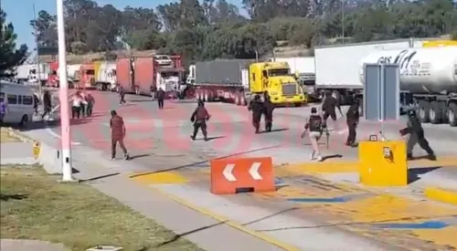¡Se calientan los ánimos! Conato de violencia en caseta del Arco Norte