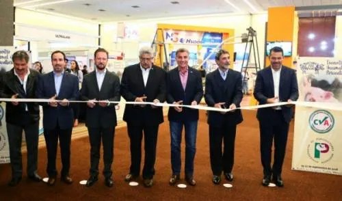 Inaugura Tony Gali XVII Encuentro Nacional de Porcicultura
