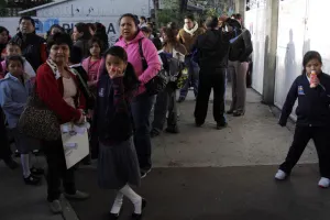 Prohibido condicionar ingreso de alumnos a cambio de cuotas: SEP