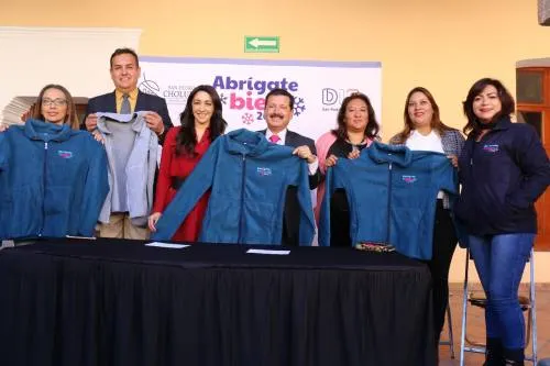 Programa “Abrígate Bien” beneficiará a más de seis mil abuelitos en San Pedro Cholula: Arriaga Lila