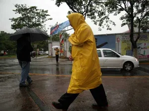 Alertan en Tabasco por formación de huracán en el Caribe