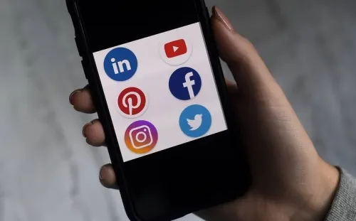 Redes sociales son las plataformas que más recopilan información: IFT