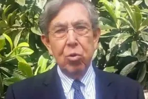 Pide Cárdenas liberación de jóvenes detenidos en desmanes del zócalo