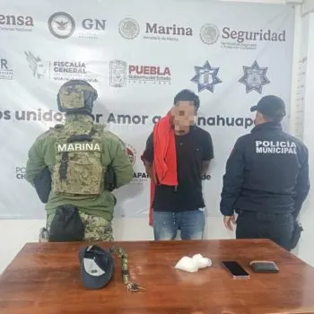 Detienen a presunto extorsionador colombiano en Chignahuapan