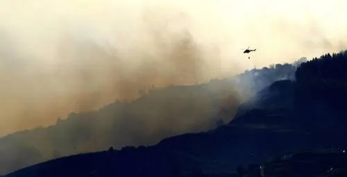 El incendio de Gran Canaria rebasa las dos mil hectáreas (fotos)