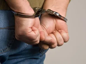 En San Antonio Abad aseguran a persona vinculada con un homicidio