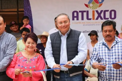 Guillermo Velázquez entrega obra para el progreso de Santo Domingo