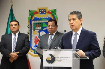Fiscal asegura que alcalde de Tianguismanalco se esta escondiendo de la ley