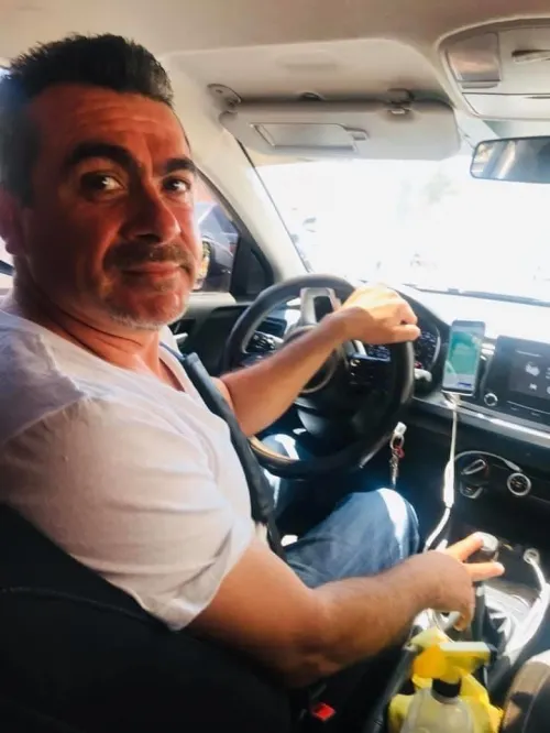 Conductor de UBER regala viaje a doctora en Puebla