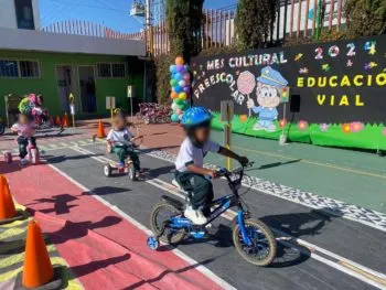 Fomenta SMT educación vial en estudiantes y familias